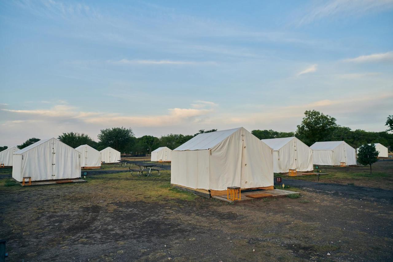 El Cosmico Villa Marfa Exteriör bild